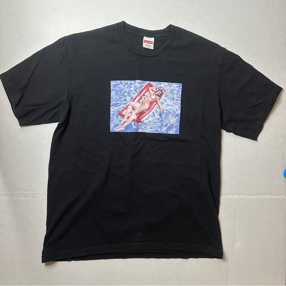 Supreme Float tee size medium